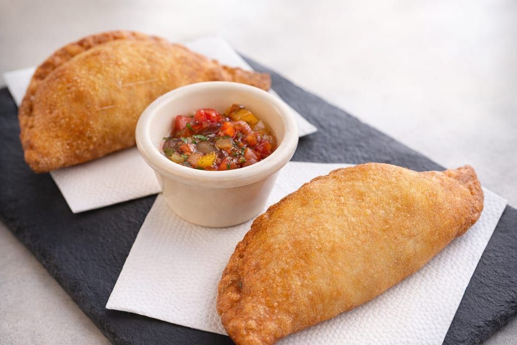 Empanada Artesanal de Ossobuco y Chorizo Clásicas o sin Gluten