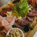 Tabla de Fiambres y Quesos Regionales